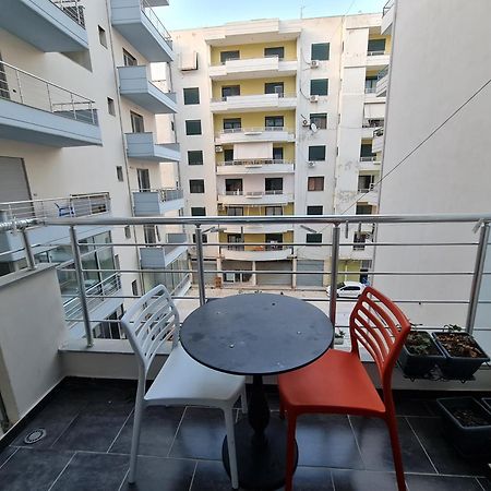 Seascape Apartments Вльора Екстер'єр фото