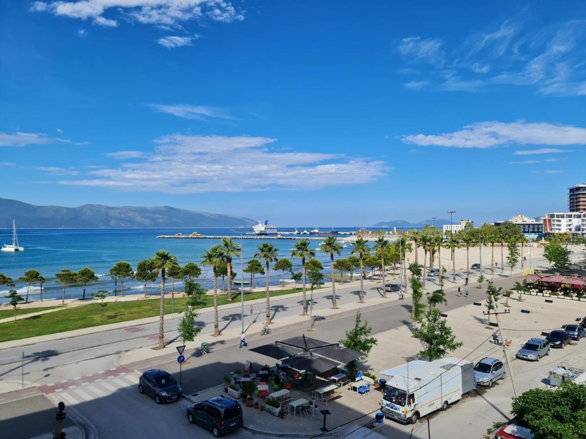 Seascape Apartments Вльора Екстер'єр фото