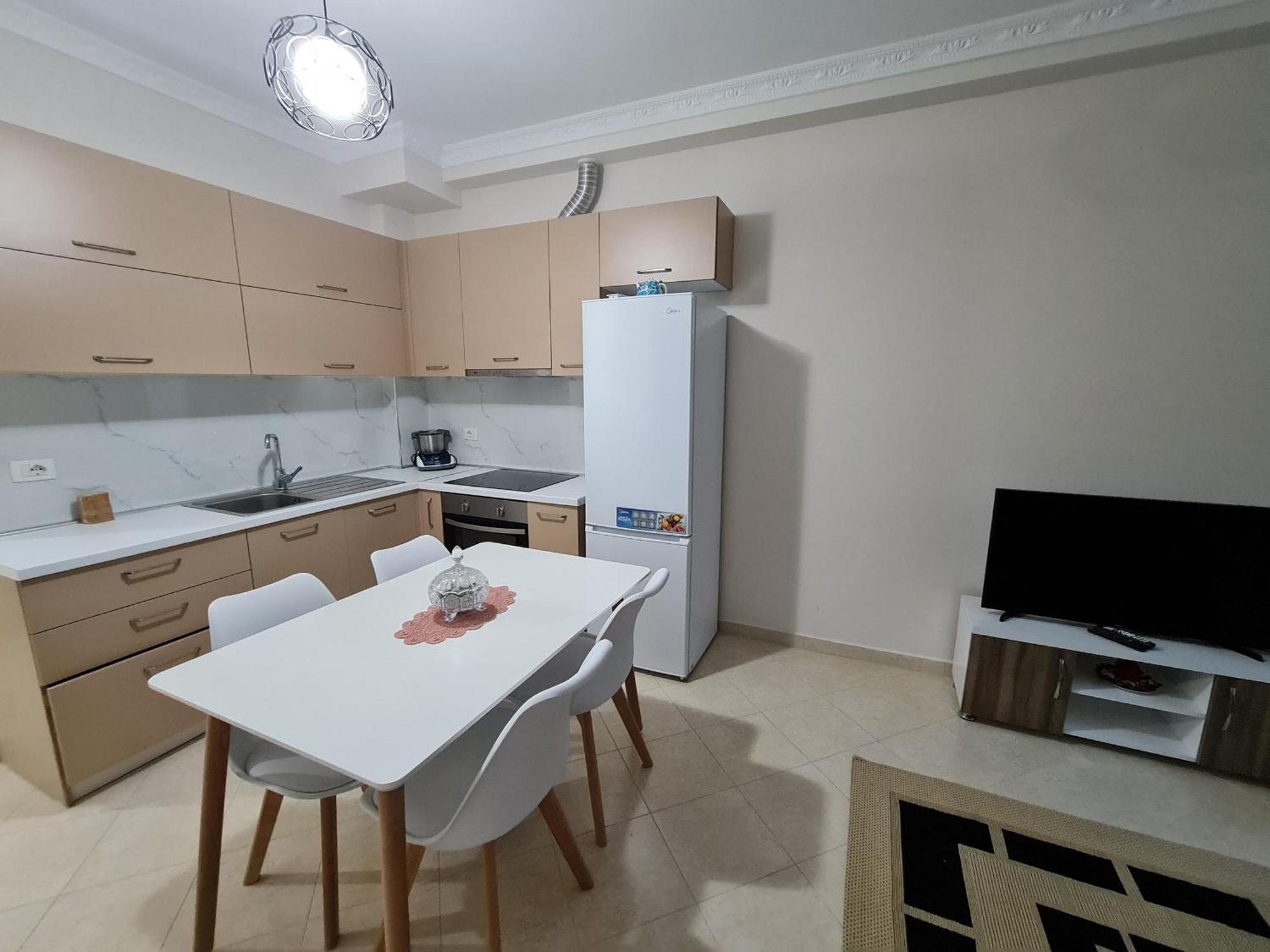 Seascape Apartments Вльора Екстер'єр фото
